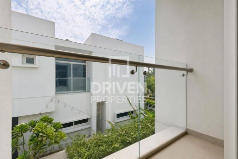 Townhouse de 3 chambres à Arabella Townhouses, UAE No. 209952 27