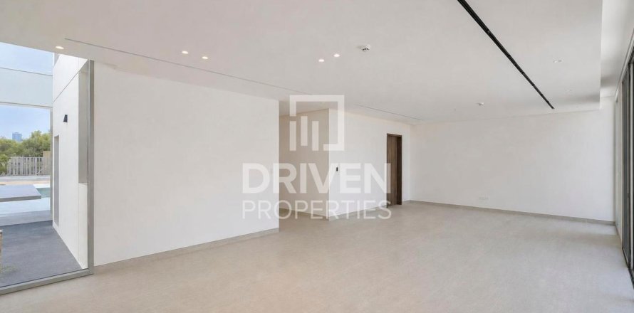Villa de 5 chambres à Jumeirah Park, UAE No. 209955