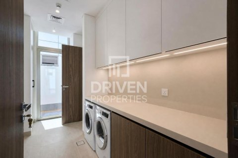Villa de 5 chambres à Jumeirah Park, UAE No. 209955 18