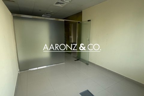 87m² Office in Business Bay, UAE No. 139961 12