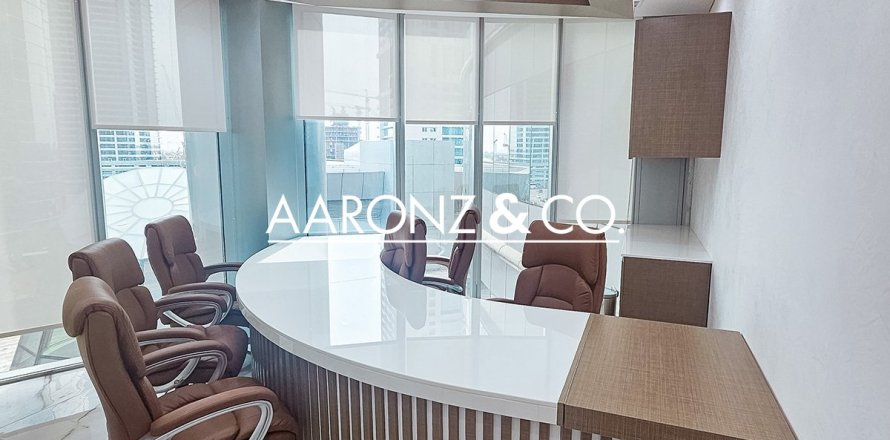 107m² Office in Jumeirah Lake Towers, UAE No. 139966
