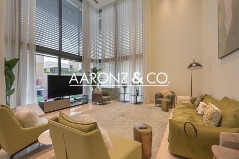 4 bedrooms Villa in Mohammed Bin Rashid City, UAE No. 139963 4