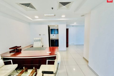 64m² Office in Al Barsha, UAE No. 168834 3