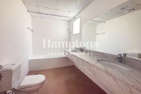 Townhouse de 5 dormitorios No. 131116 15