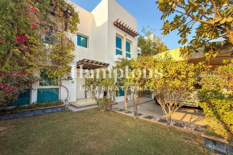 Townhouse de 5 dormitorios No. 131116 13