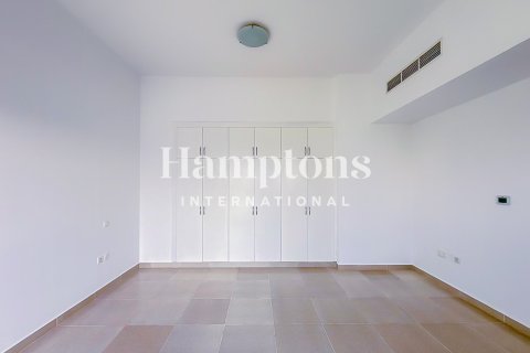 Townhouse de 5 dormitorios No. 131116 28