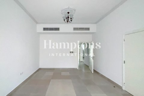 Townhouse de 5 dormitorios No. 131116 2