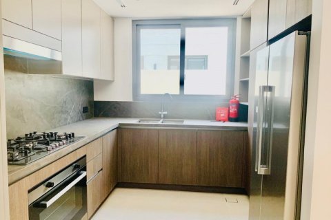 4 غرف نوم فيلا  رقم 131682 12