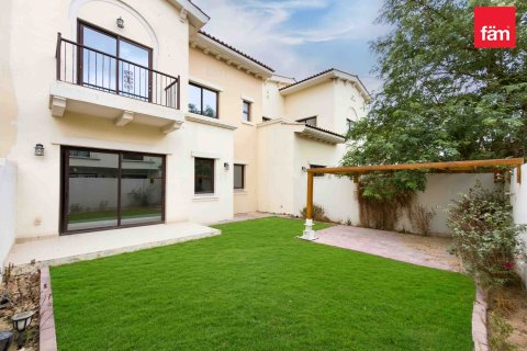 3 غرف نوم فيلا  رقم 132071 22