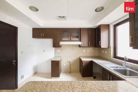 3 غرف نوم فيلا  رقم 132071 8