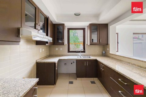 3 غرف نوم فيلا  رقم 132071 6