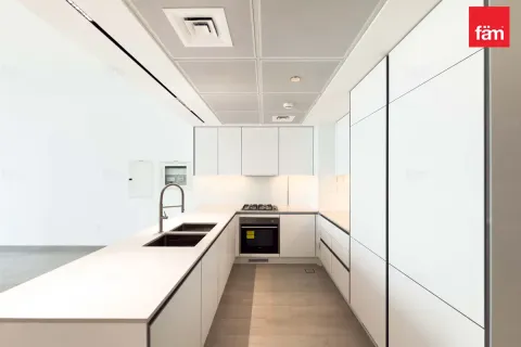 3 bedrooms Apartment in Dubai, UAE No. 168829 3