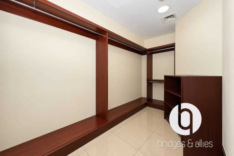 1 bedroom Apartment in Palm Jumeirah, UAE No. 210191 17