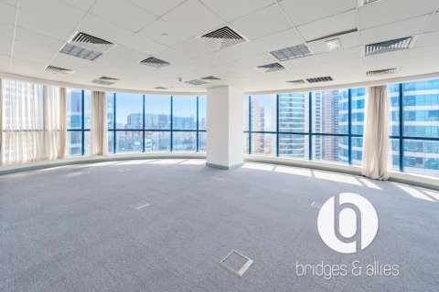 101m² Office in Jumeirah Lake Towers, UAE No. 210193 7