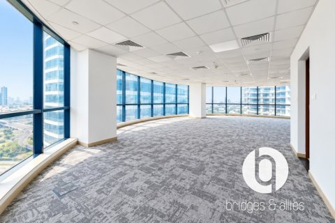 101m² Office in Jumeirah Lake Towers, UAE No. 210193 6