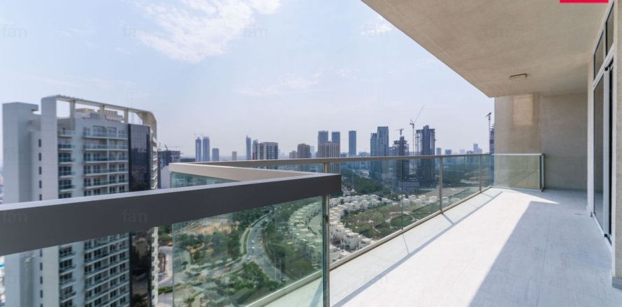 2 bedrooms Apartment in Dubai, UAE No. 205034