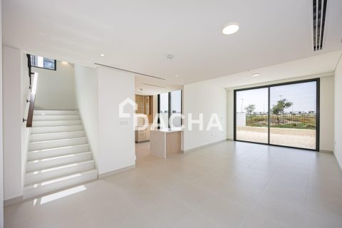 4 غرف نوم فيلا في EMAAR South, الإمارات العربية المتحدة رقم 165734 5