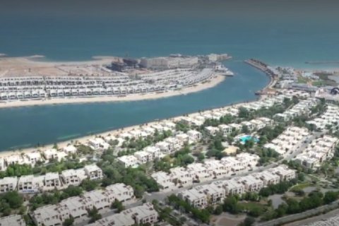4 bedrooms Penthouse in Ras Al Khaimah, UAE No. 184243 10