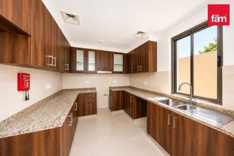 Villa de 3 dormitorios en Reem, UAE No. 205040 8