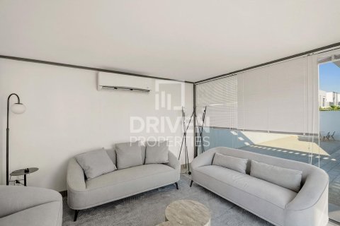 4 bedrooms Villa in EMAAR South, UAE No. 188545 11