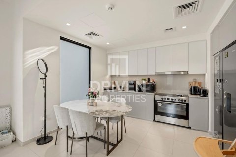 4 bedrooms Villa in EMAAR South, UAE No. 188545