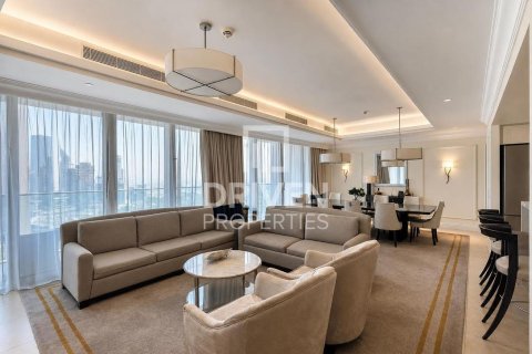 Apartment de 4 dormitorios en Downtown Dubai (Downtown Burj Dubai), UAE No. 204077