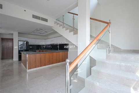 Penthouse de 5 chambres No. 111847 18