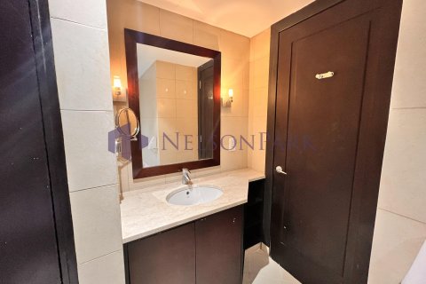 65m² Apartment in Doha, Qatar No. 57741 9