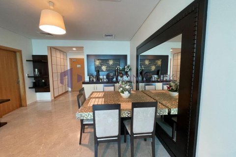 2 bedrooms Apartment in Doha, Qatar No. 57724 4