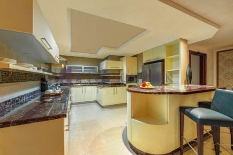 3 bedrooms Apartment in Doha, Qatar No. 57725 7