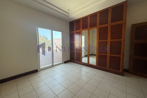 Villa de 4 chambres à Doha, Qatar No. 57727 18