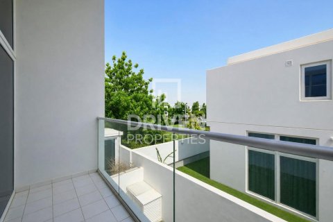 Villa de 6 dormitorios en Dubai, UAE No. 200049 5