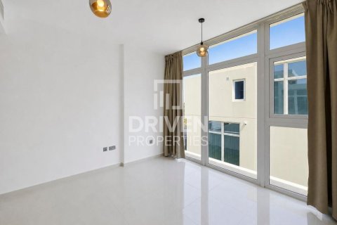 Villa de 6 dormitorios en Dubai, UAE No. 200049 18