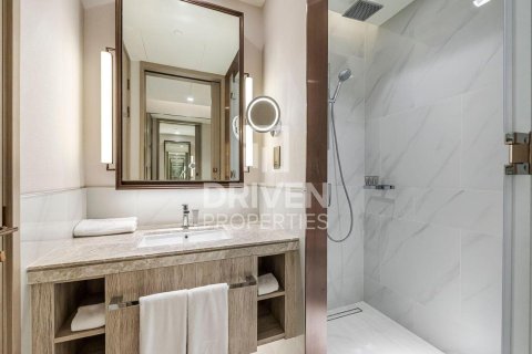 Квартира с 2 спальнями в Address Harbour Point, ОАЭ №193744 7