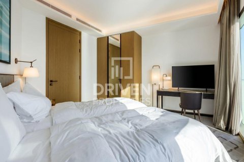 Квартира с 2 спальнями в Address Harbour Point, ОАЭ №193745 8