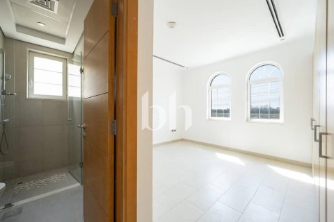 Villa de 4 dormitorios  No. 115781 14