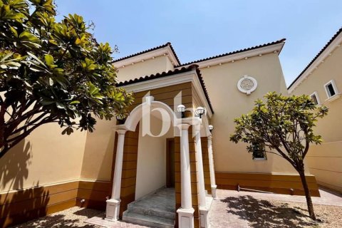 Villa de 4 dormitorios  No. 115781 28
