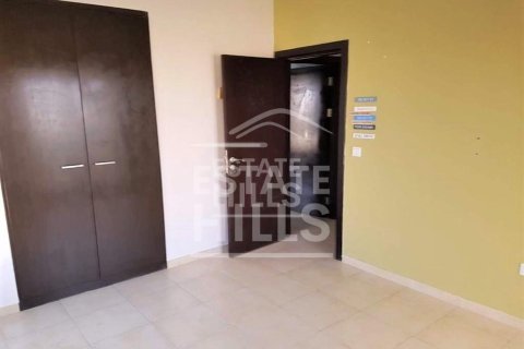 3 bedrooms Apartment in Remraam, UAE No. 4120 9