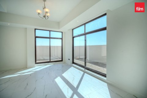 4 bedrooms Townhouse in Dubai, UAE No. 173279 9