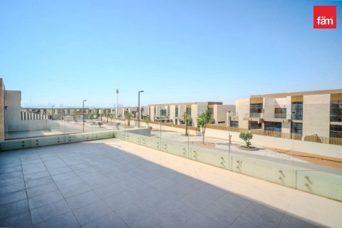 4 bedrooms Townhouse in Dubai, UAE No. 173279 12