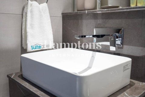 Studio Apartment No. 131750 2