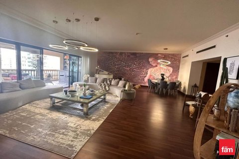 Квартира с 3 спальнями №127386 2