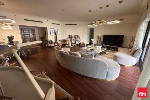 Квартира с 3 спальнями №127386 4