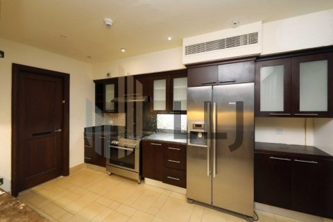Apartment de 4 dormitorios en  Saadiyat Island, UAE No. 46429 6