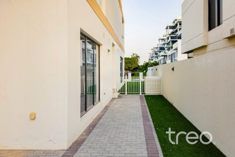 4 bedrooms Townhouse in DAMAC Hills (Akoya by DAMAC), UAE No. 199015 4