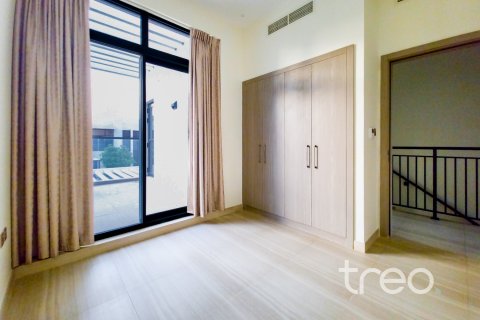 4 bedrooms Townhouse in DAMAC Hills (Akoya by DAMAC), UAE No. 199015 17