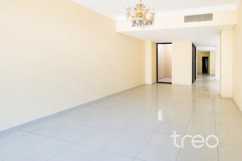 4 bedrooms Townhouse in DAMAC Hills (Akoya by DAMAC), UAE No. 199018 19