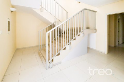 4 bedrooms Townhouse in DAMAC Hills (Akoya by DAMAC), UAE No. 199018 17