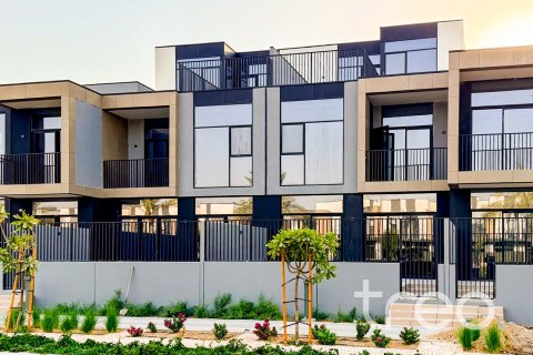 3 bedrooms Villa in Mudon, UAE No. 199016