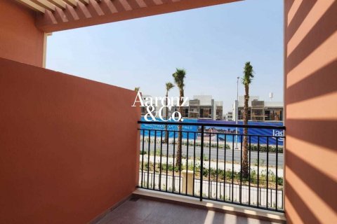 Villa de 4 chambres à Damac Lagoons, UAE No. 208419 3